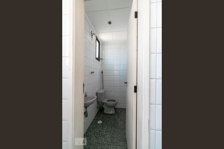 Apartamento para alugar com 100m², 3 quartos e 2 vagasÁrea de Serviço - Banheiro