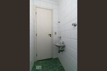 Apartamento para alugar com 100m², 3 quartos e 2 vagasÁrea de Serviço - Banheiro