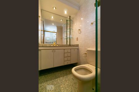 Apartamento para alugar com 100m², 3 quartos e 2 vagasBanheiro da Suíte