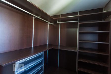Apartamento à venda com 152m², 1 quarto e 2 vagasCloset
