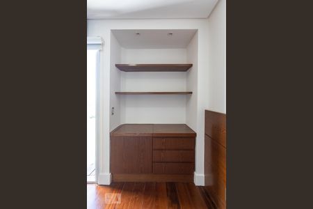 Apartamento à venda com 152m², 1 quarto e 2 vagasSuíte