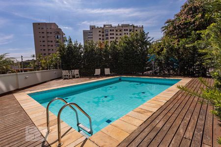 Apartamento à venda com 152m², 1 quarto e 2 vagasÁrea comum - Piscina