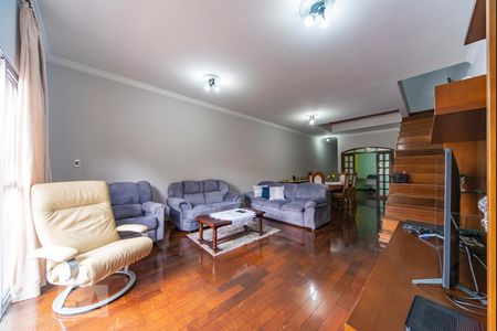Sala de casa para alugar com 4 quartos, 200m² em Vila Valparaiso, Santo André