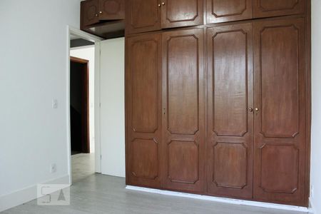 Quarto de apartamento para alugar com 1 quarto, 44m² em Barra da Tijuca, Rio de Janeiro