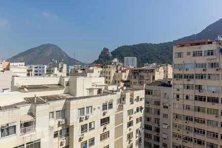Vista de apartamento à venda com 2 quartos, 80m² em Copacabana, Rio de Janeiro