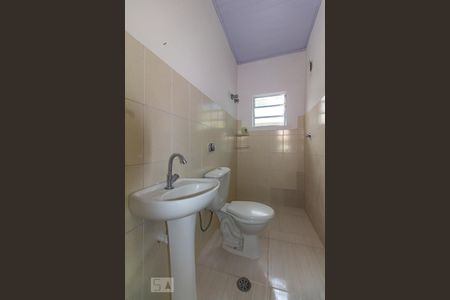 Banheiro Social de casa para alugar com 1 quarto, 45m² em Vila Cordeiro, São Paulo