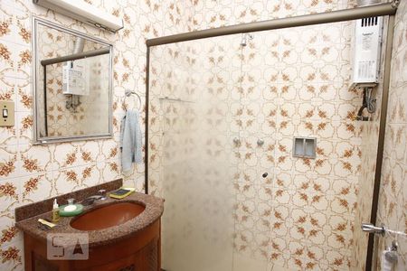 Apartamento à venda com 120m², 3 quartos e sem vagaBanheiro