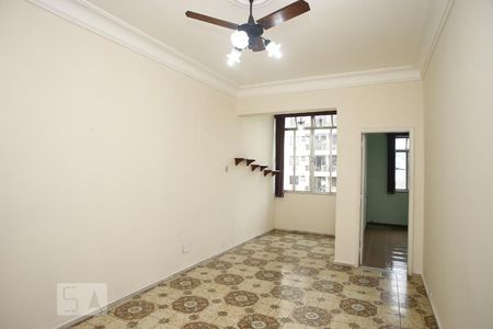 Sala de apartamento à venda com 3 quartos, 120m² em Praça da Bandeira, Rio de Janeiro