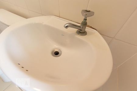 Apartamento para alugar com 87m², 3 quartos e 2 vagasBanheiro de serviço - Pia