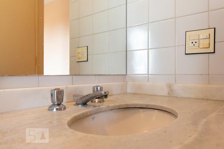 Apartamento para alugar com 87m², 3 quartos e 2 vagasBanheiro da suíte - Pia