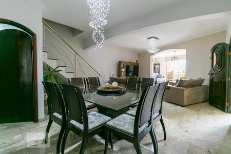 Sala de casa à venda com 3 quartos, 380m² em Jardim Avelino, São Paulo