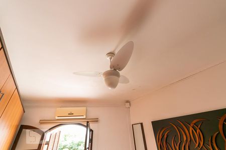 Casa à venda com 380m², 3 quartos e 6 vagasSuíte 1 - Ventilador