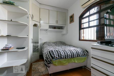 Casa à venda com 380m², 3 quartos e 6 vagasSuíte 2