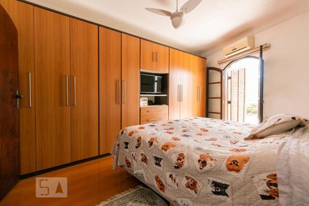 Casa à venda com 380m², 3 quartos e 6 vagasSuíte 1