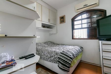 Casa à venda com 380m², 3 quartos e 6 vagasSuíte 2