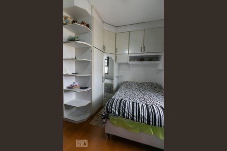 Casa à venda com 380m², 3 quartos e 6 vagasSuíte 2