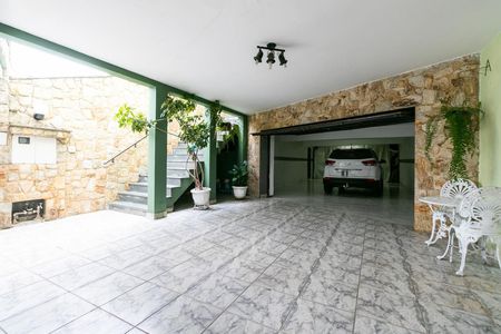 Casa à venda com 380m², 3 quartos e 6 vagasGaragem