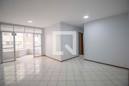 Sala de apartamento para alugar com 3 quartos, 85m² em Setor Bela Vista, Goiânia