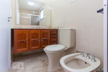 Lavabo de apartamento para alugar com 3 quartos, 97m² em Chácara Inglesa, São Paulo