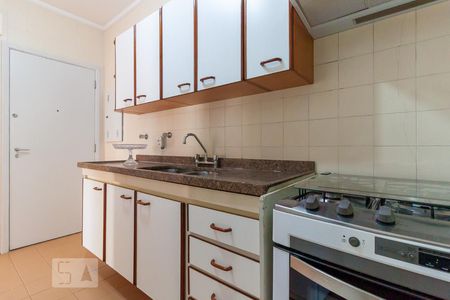 Apartamento à venda com 97m², 3 quartos e 2 vagasCozinha