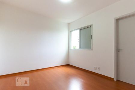 Quarto de apartamento para alugar com 3 quartos, 97m² em Chácara Inglesa, São Paulo