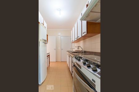 Apartamento à venda com 97m², 3 quartos e 2 vagasCozinha