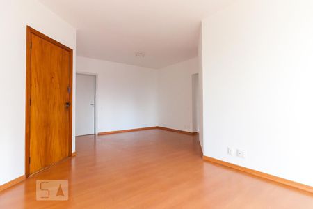 Sala de apartamento para alugar com 3 quartos, 97m² em Chácara Inglesa, São Paulo