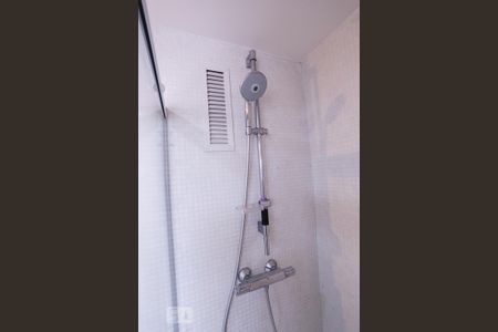 Apartamento para alugar com 70m², 2 quartos e 1 vaga Apartamento para alugar com 70m², 2 quartos e 1 vagaBanheiro