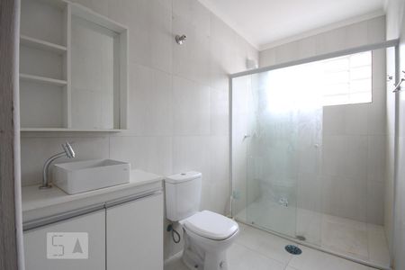 Casa para alugar com 140m², 3 quartos e 1 vagaBanheiro