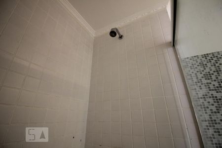 Apartamento à venda com 78m², 3 quartos e 2 vagasChuveiro