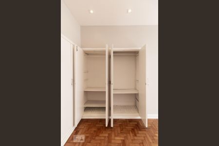 Studio para alugar com 47m², 1 quarto e sem vagaStudio - armário