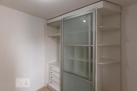Apartamento à venda com 65m², 2 quartos e 1 vagaQuarto 2