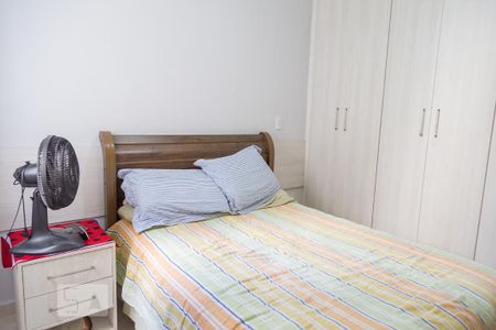 Casa de condomínio à venda com 82m², 3 quartos e 1 vagaQuarto