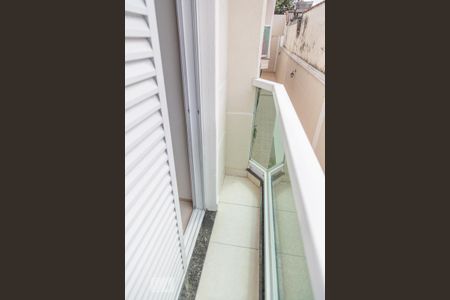 Casa de condomínio à venda com 82m², 3 quartos e 1 vagaVaranda