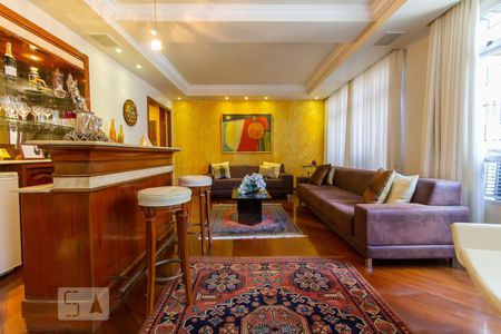 Sala 1 de apartamento para alugar com 4 quartos, 170m² em Lourdes, Belo Horizonte