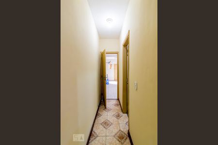 Casa para alugar com 200m², 3 quartos e 2 vagasCorredor