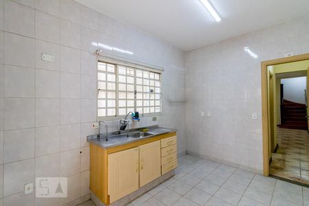 Casa para alugar com 200m², 3 quartos e 2 vagasCozinha