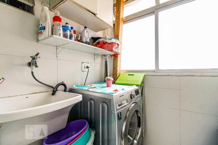 Apartamento para alugar com 60m², 3 quartos e 1 vagaÁrea de Serviço