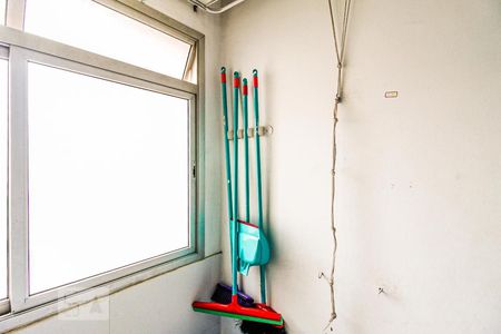 Apartamento para alugar com 60m², 3 quartos e 1 vagaÁrea de Serviço