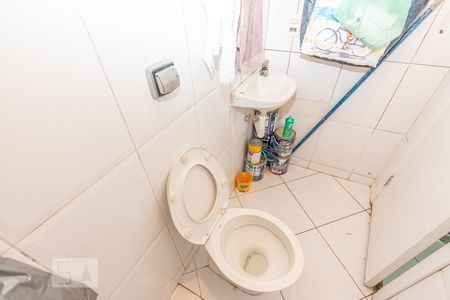 Casa à venda com 250m², 4 quartos e 2 vagasBanheiro de Serviço