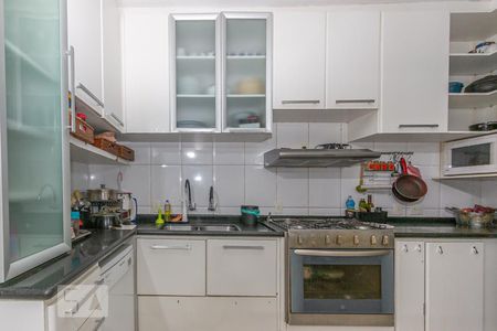 Casa à venda com 250m², 4 quartos e 2 vagasCozinha