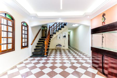 Casa à venda com 6 quartos, 250m² em Vila Constança, São Paulo