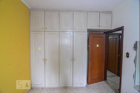 Casa à venda com 382m², 4 quartos e 3 vagasQuarto 2