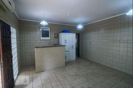 Casa à venda com 382m², 4 quartos e 3 vagasSalão