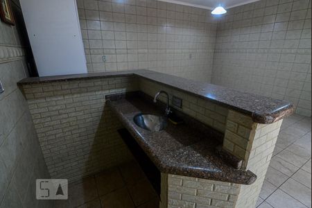 Casa à venda com 382m², 4 quartos e 3 vagasSalão