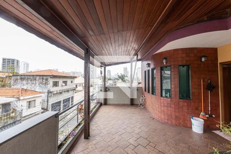 Casa à venda com 240m², 2 quartos e 2 vagasTerraço