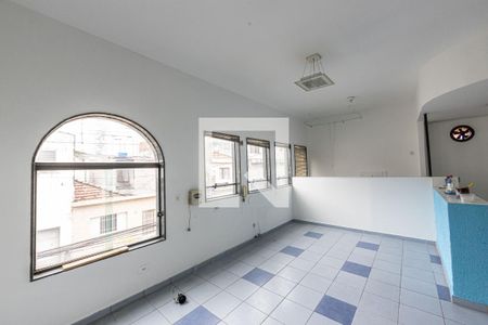 Casa à venda com 240m², 2 quartos e 2 vagasKitnet