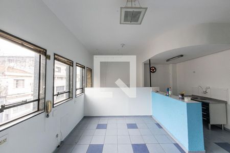 Casa à venda com 240m², 2 quartos e 2 vagasKitnet