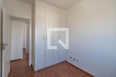 Apartamento à venda com 105m², 4 quartos e 2 vagasQuarto 2