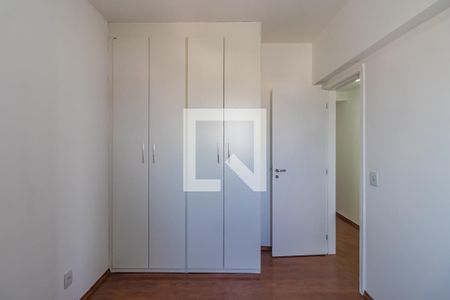Apartamento à venda com 105m², 4 quartos e 2 vagasQuarto 3